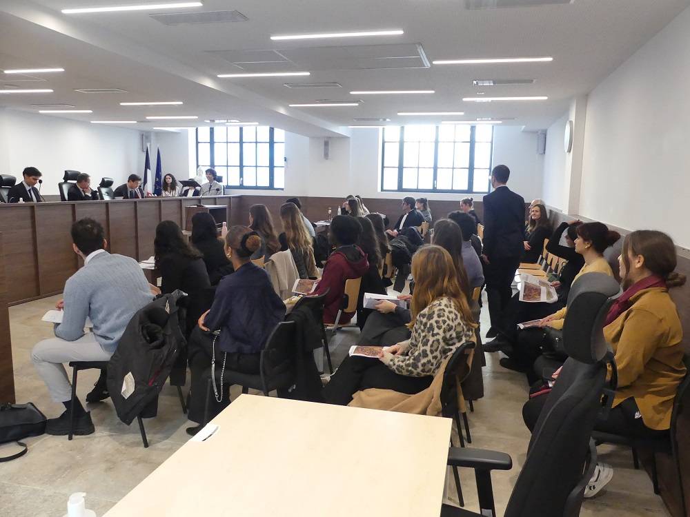 Depuis près de 10 ans, un procès fictif grandeur nature au Tribunal administratif de Marseille !